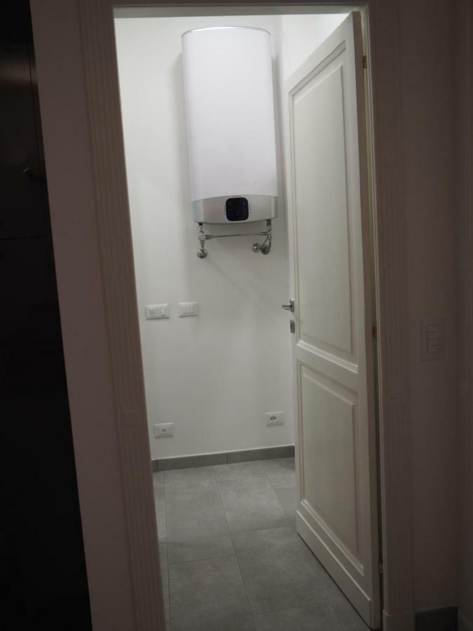 La Porta Accanto A Soli 900 Mt Dal Gaslini 热那亚 外观 照片